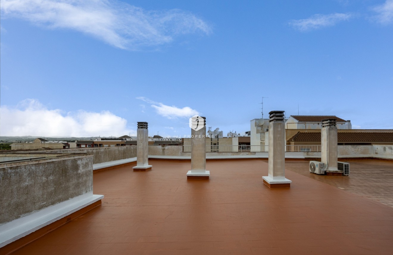 Z drugiej ręki - Mieszkanie w bloku -
Los Montesinos - Costa Blanca