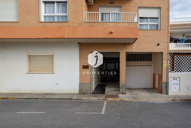 Z drugiej ręki - Mieszkanie w bloku -
Los Montesinos - Costa Blanca