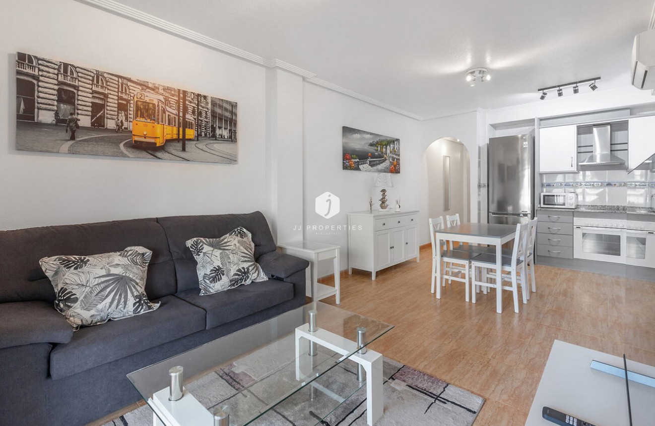 Z drugiej ręki - Mieszkanie w bloku -
Orihuela Costa - Playa Flamenca