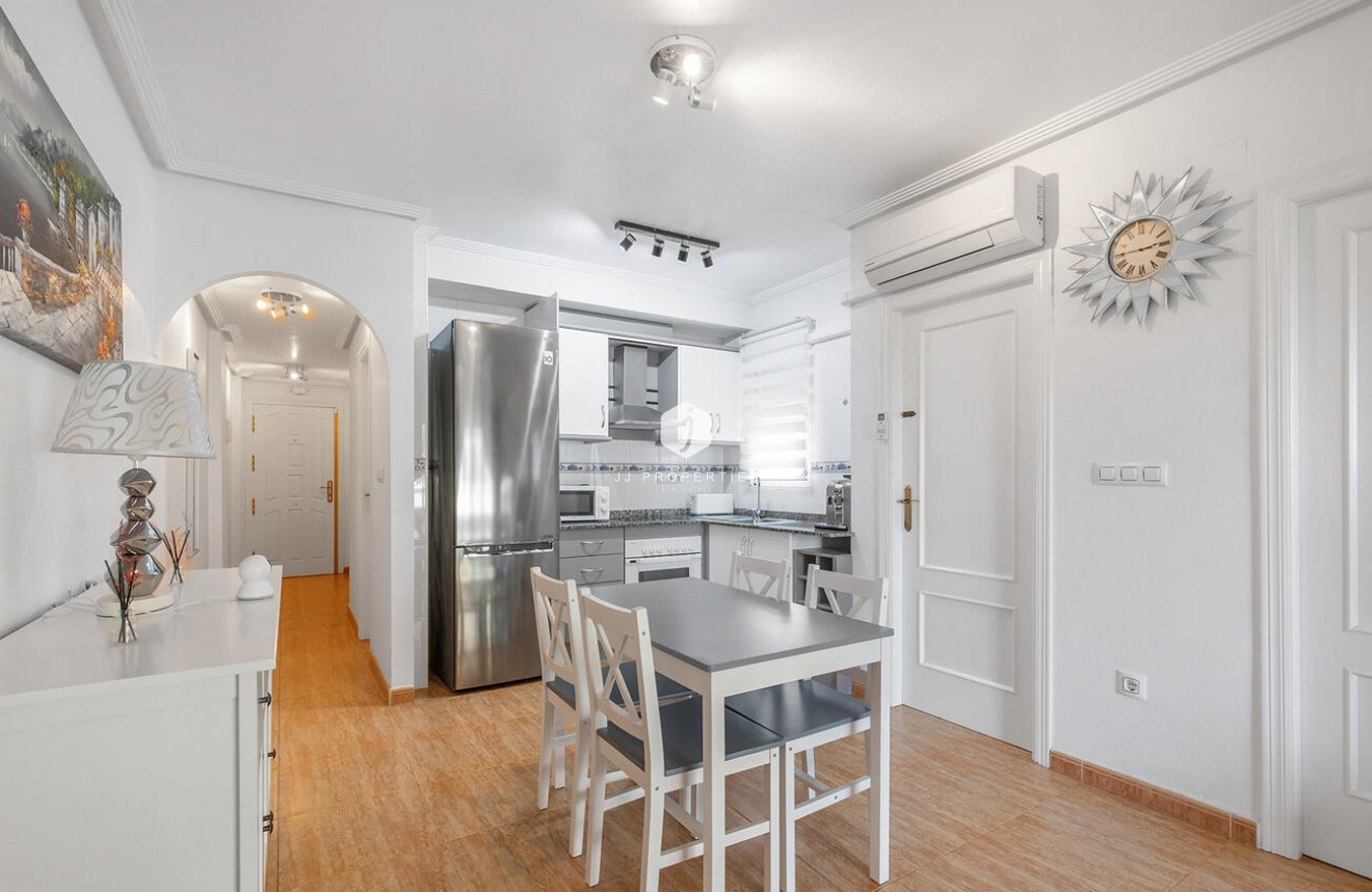 Z drugiej ręki - Mieszkanie w bloku -
Orihuela Costa - Playa Flamenca