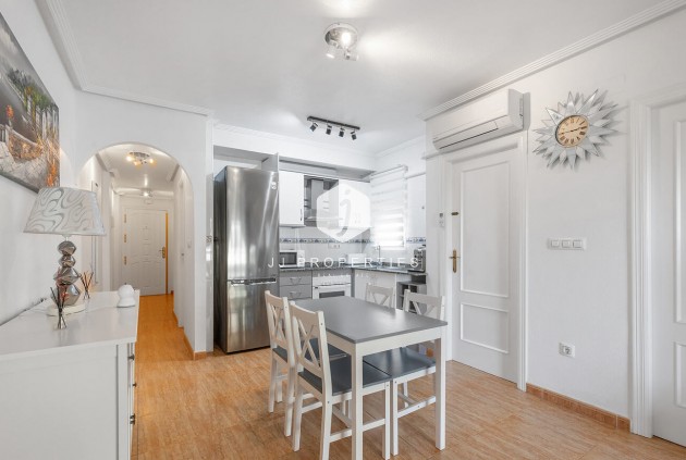 Z drugiej ręki - Mieszkanie w bloku -
Orihuela Costa - Playa Flamenca