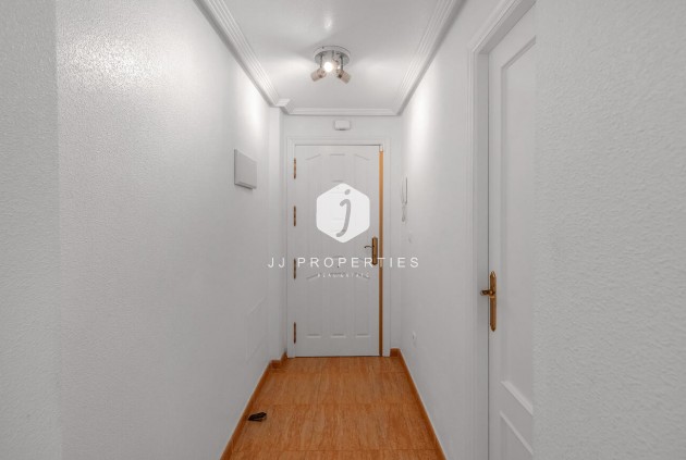 Z drugiej ręki - Mieszkanie w bloku -
Orihuela Costa - Playa Flamenca