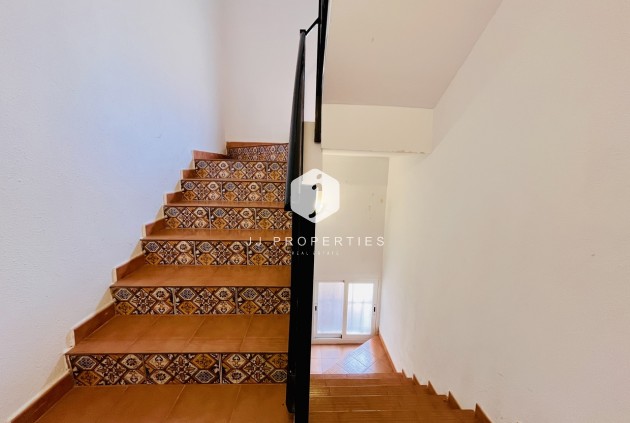 Z drugiej ręki - Mieszkanie w bloku -
San Miguel de Salinas - Inland