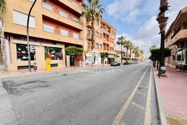 Z drugiej ręki - Mieszkanie w bloku -
San Miguel de Salinas - Inland