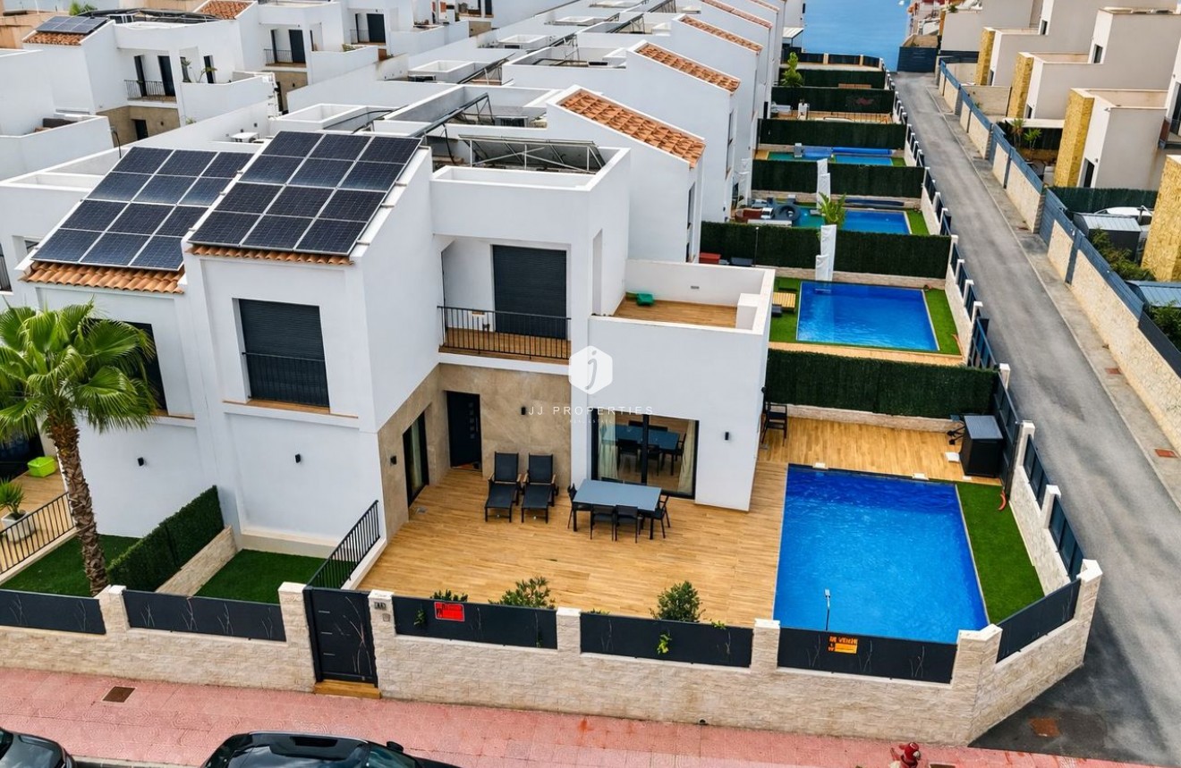 Z drugiej ręki - Villa -
Ciudad Quesada - Costa Blanca