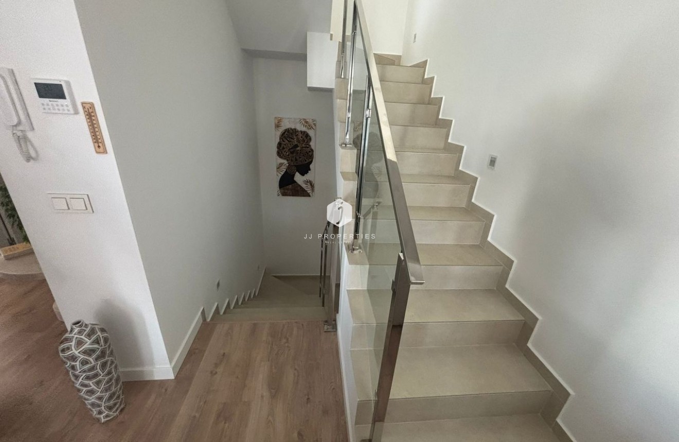 Z drugiej ręki - Villa -
Ciudad Quesada - Costa Blanca