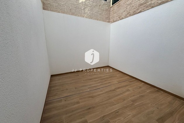 Z drugiej ręki - Villa -
Ciudad Quesada - Costa Blanca