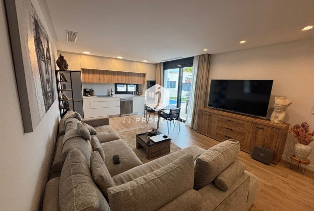 Z drugiej ręki - Villa -
Ciudad Quesada - Costa Blanca