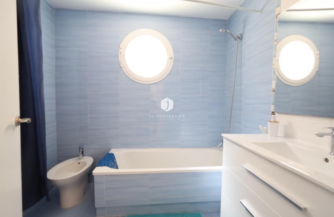 Z drugiej ręki - Mieszkanie w bloku -
Orihuela Costa - Costa Blanca