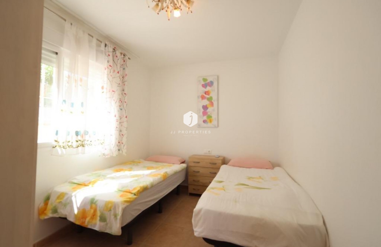 Z drugiej ręki - Mieszkanie w bloku -
Orihuela Costa - Costa Blanca