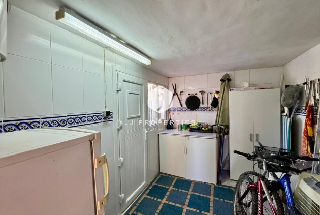 Z drugiej ręki - Villa -
Torrevieja - Costa Blanca