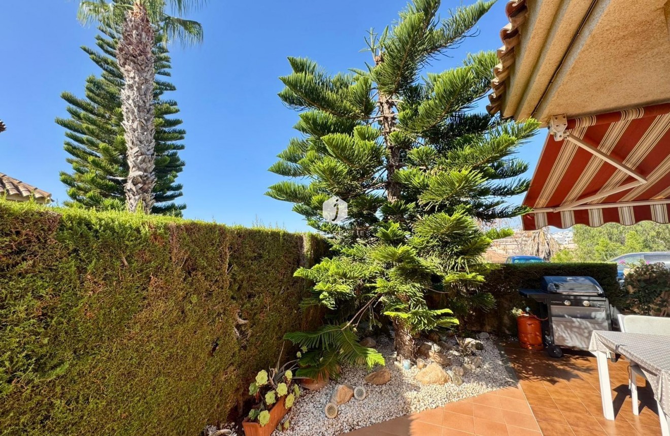 Z drugiej ręki - Villa -
Torrevieja - Costa Blanca