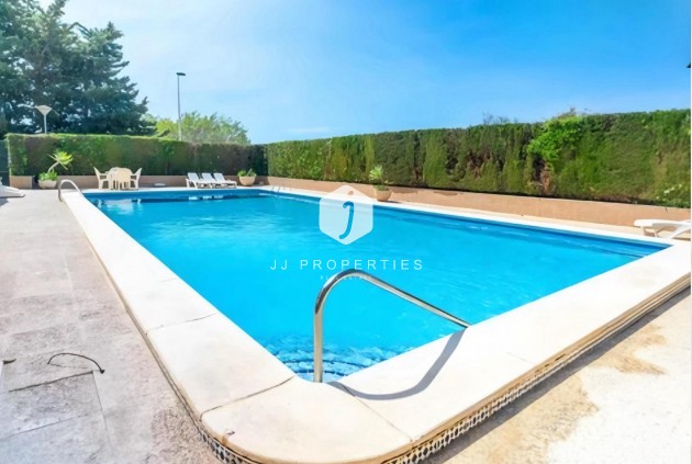 Z drugiej ręki - Villa -
Torrevieja - Costa Blanca