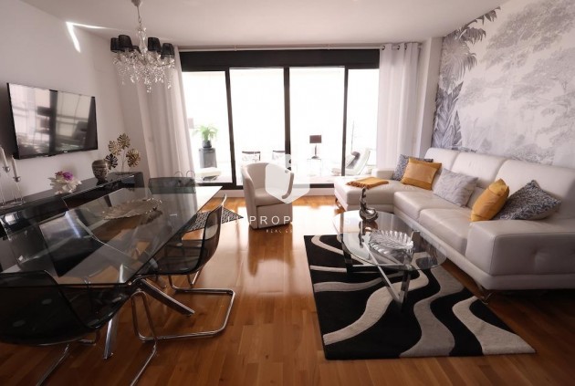 Z drugiej ręki - Mieszkanie w bloku -
Orihuela Costa - Costa Blanca