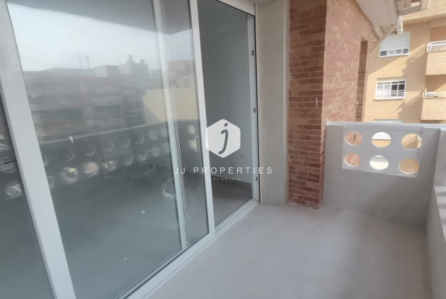 Resale - Apartment / flat -
Torrevieja - Costa Blanca