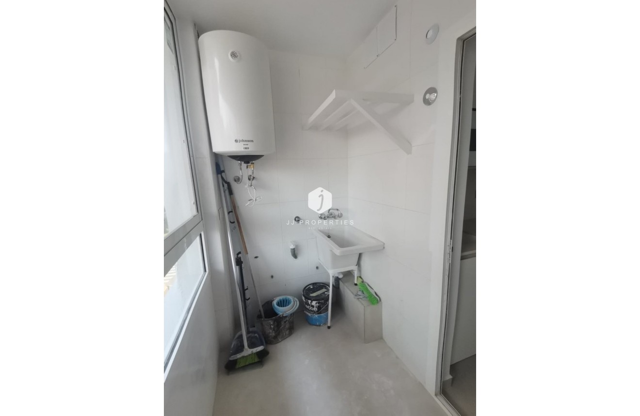 Resale - Apartment / flat -
Torrevieja - Costa Blanca