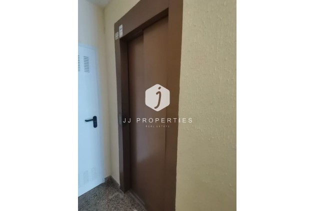 Resale - Apartment / flat -
Torrevieja - Costa Blanca