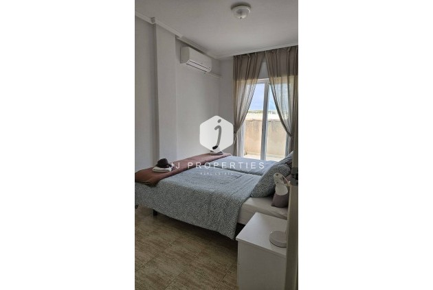 Z drugiej ręki - Daszek -
Torrevieja - Acequion