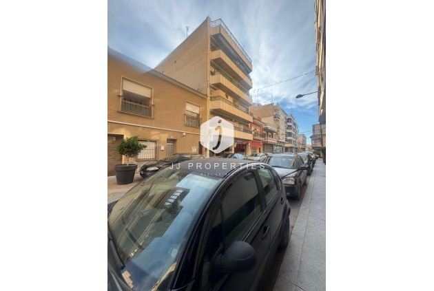 Tweedehands - Appartement / flat -
Bigastro - Bigastro Centro