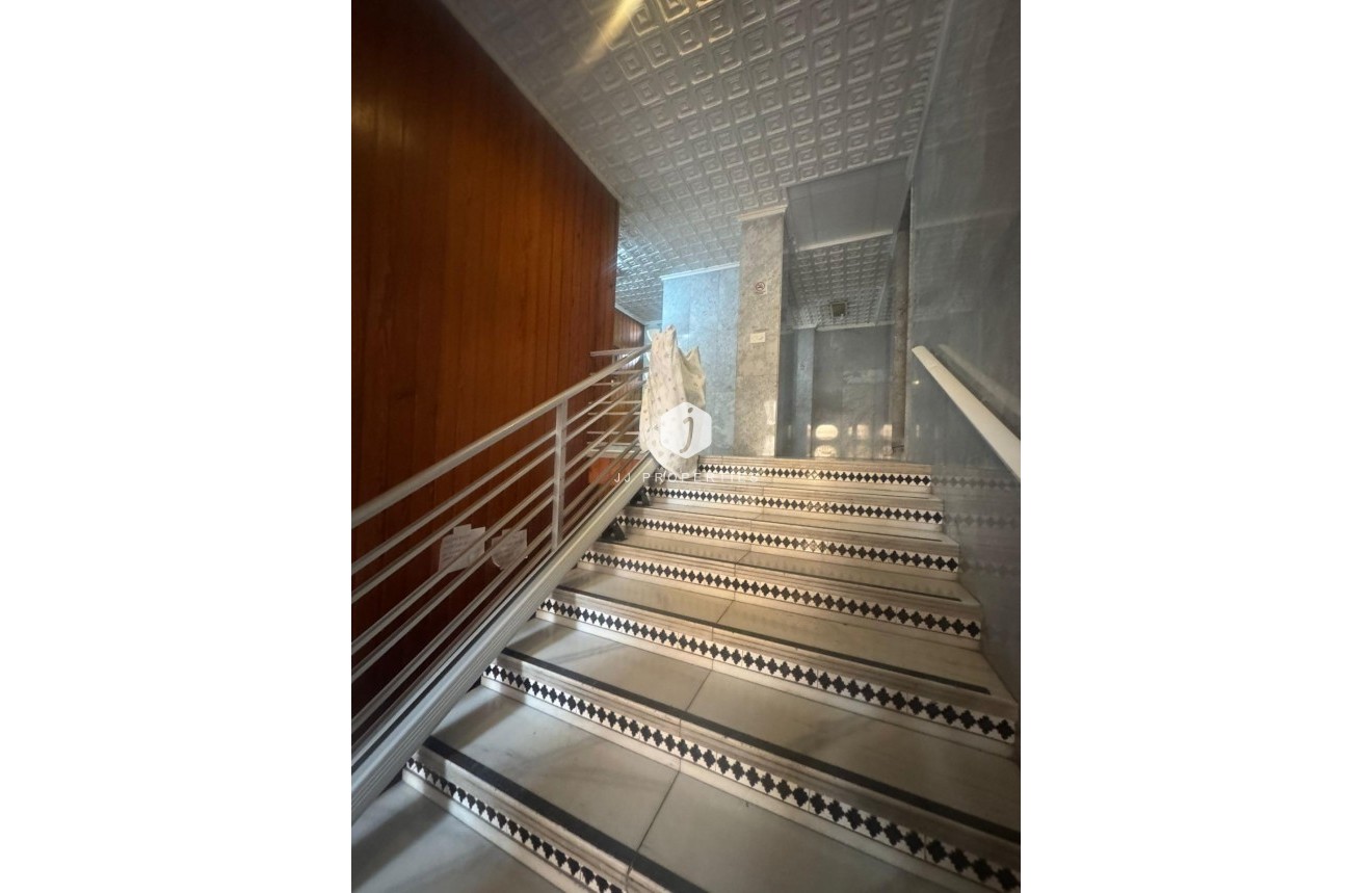 Tweedehands - Appartement / flat -
Bigastro - Bigastro Centro