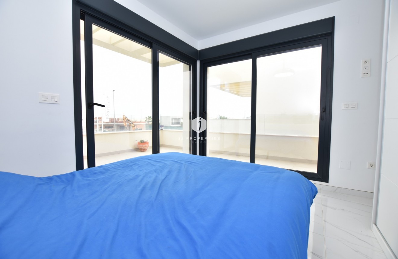 Tweedehands - Villa -
Los Montesinos - Costa Blanca