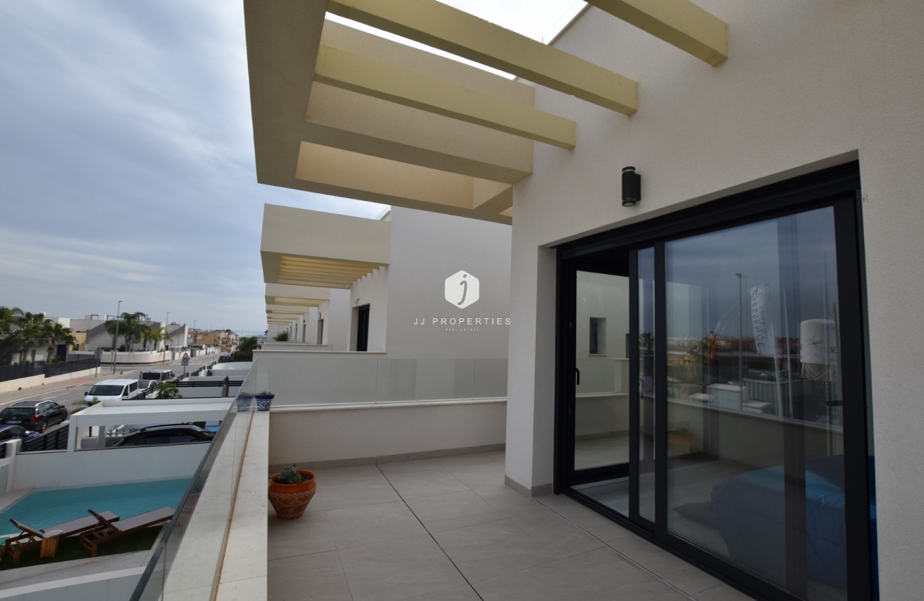 Tweedehands - Villa -
Los Montesinos - Costa Blanca