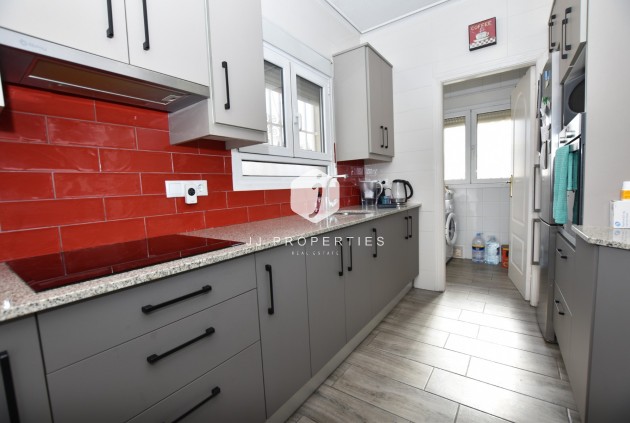 Tweedehands - Villa -
Algorfa - Inland