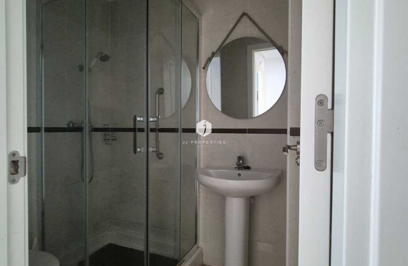 Tweedehands - Appartement / flat -
Jacarilla - Costa Blanca