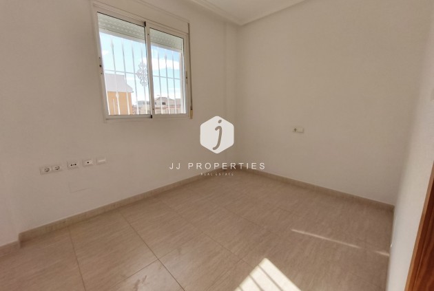 Tweedehands - Chalet -
Rojales - Inland