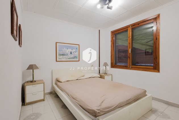 Z drugiej ręki - Mieszkanie w bloku -
Torrevieja - Costa Blanca