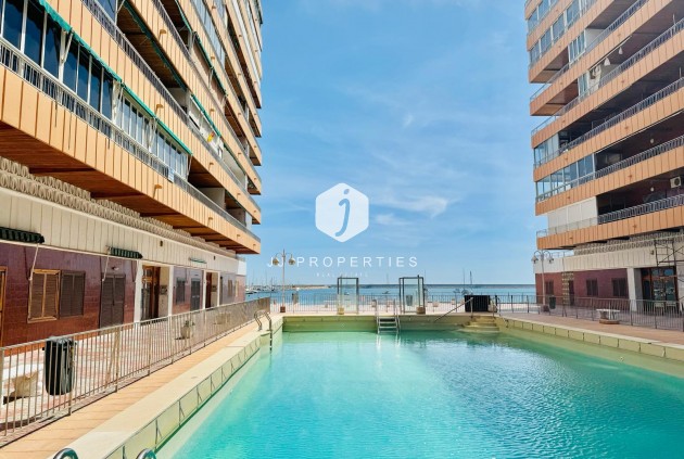 Z drugiej ręki - Mieszkanie w bloku -
Torrevieja - Costa Blanca