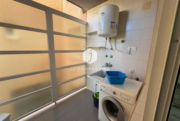 Z drugiej ręki - Mieszkanie w bloku -
San Miguel de Salinas - Inland