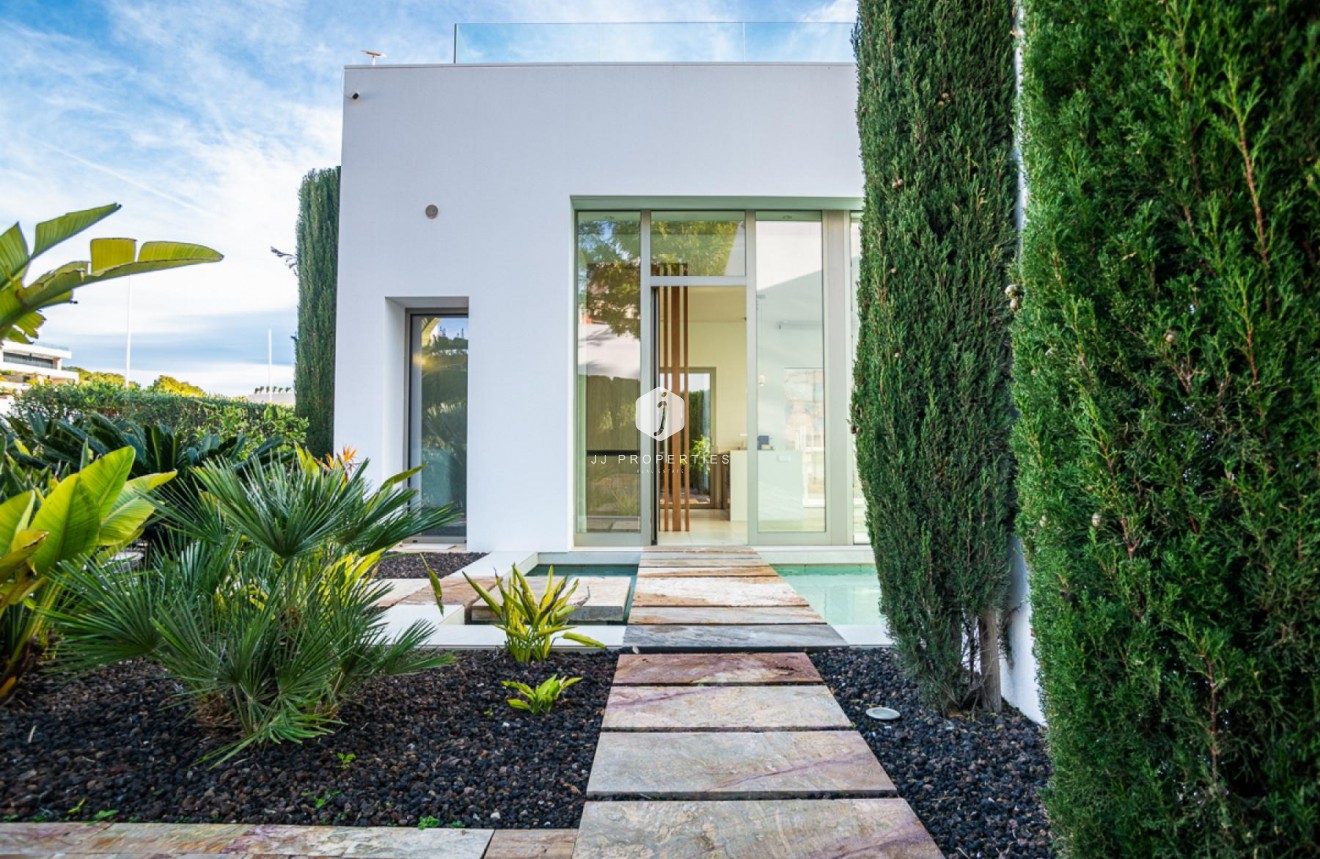 Tweedehands - Villa -
Orihuela Costa - Costa Blanca