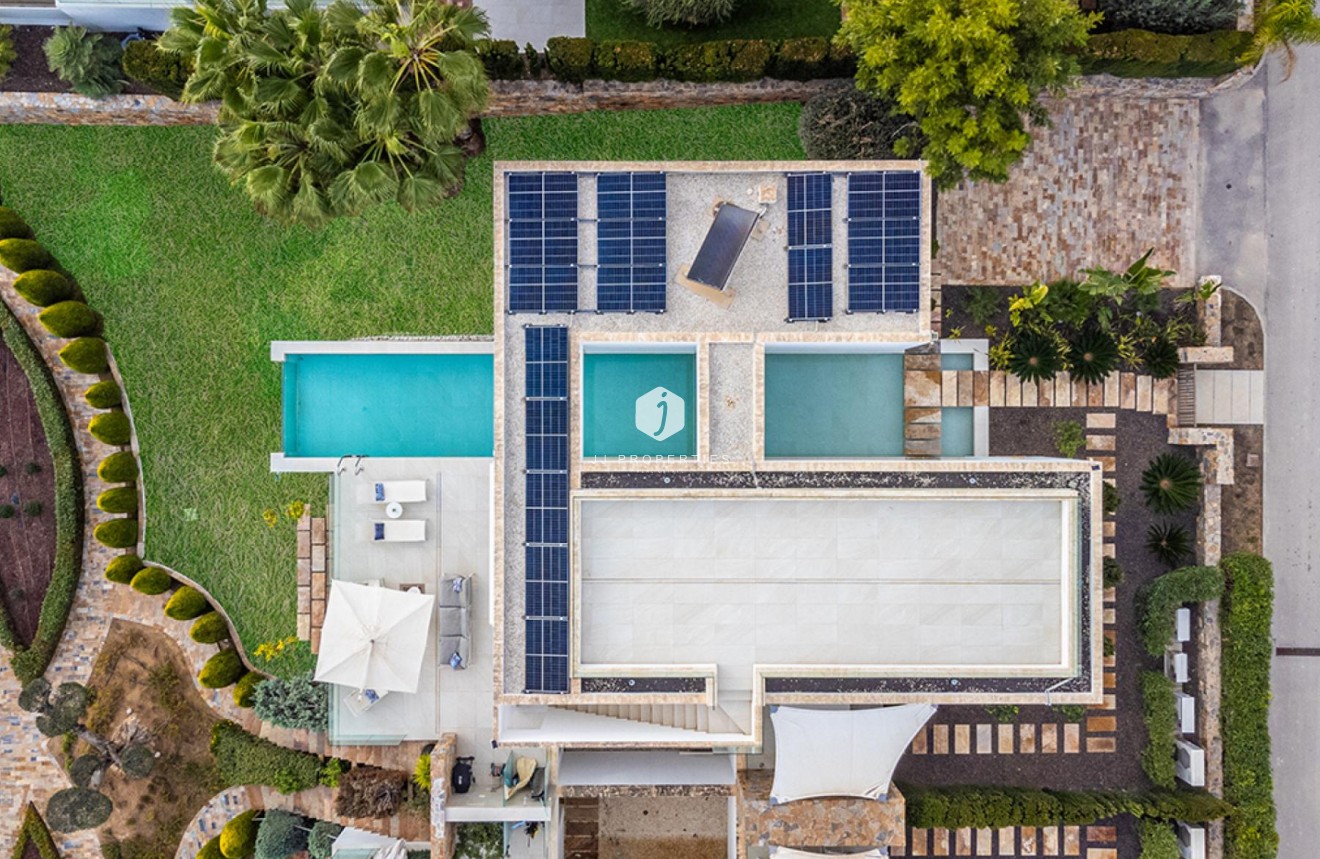 Tweedehands - Villa -
Orihuela Costa - Costa Blanca