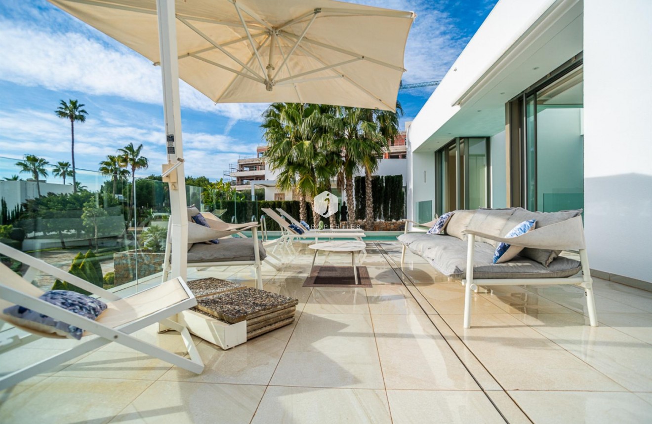 Tweedehands - Villa -
Orihuela Costa - Costa Blanca