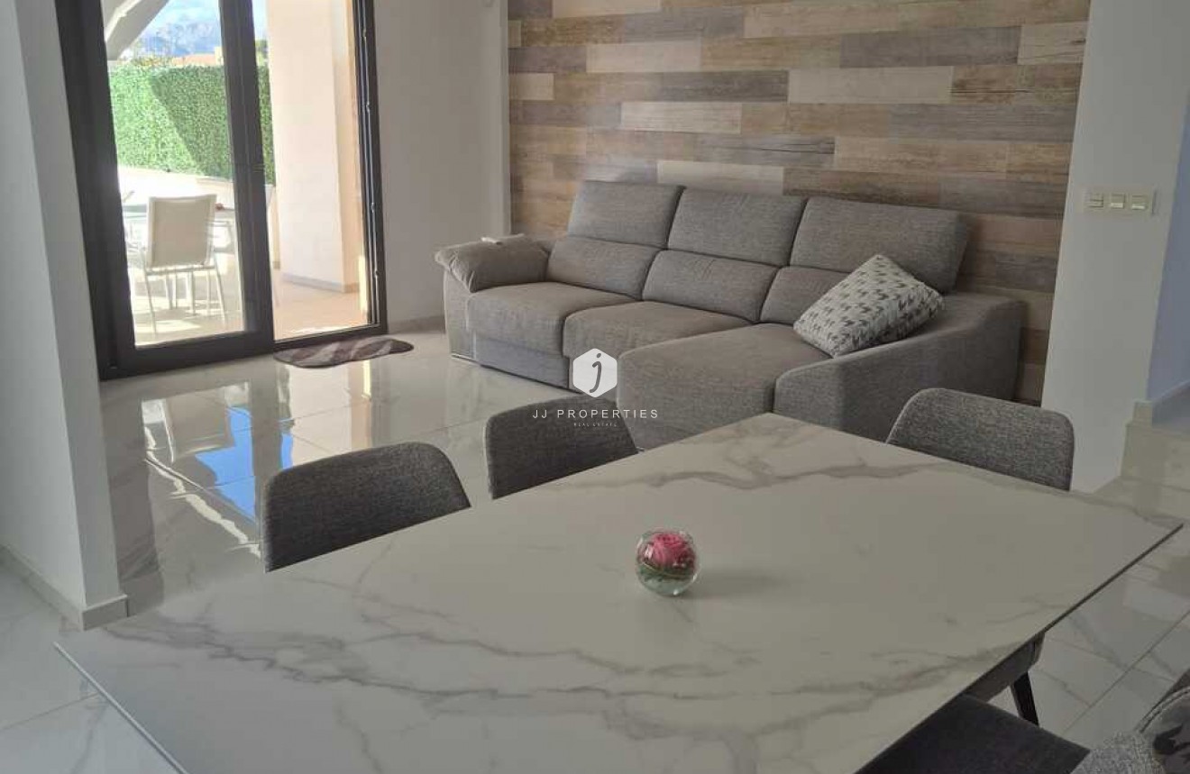 Tweedehands - Villa -
Bigastro - Inland