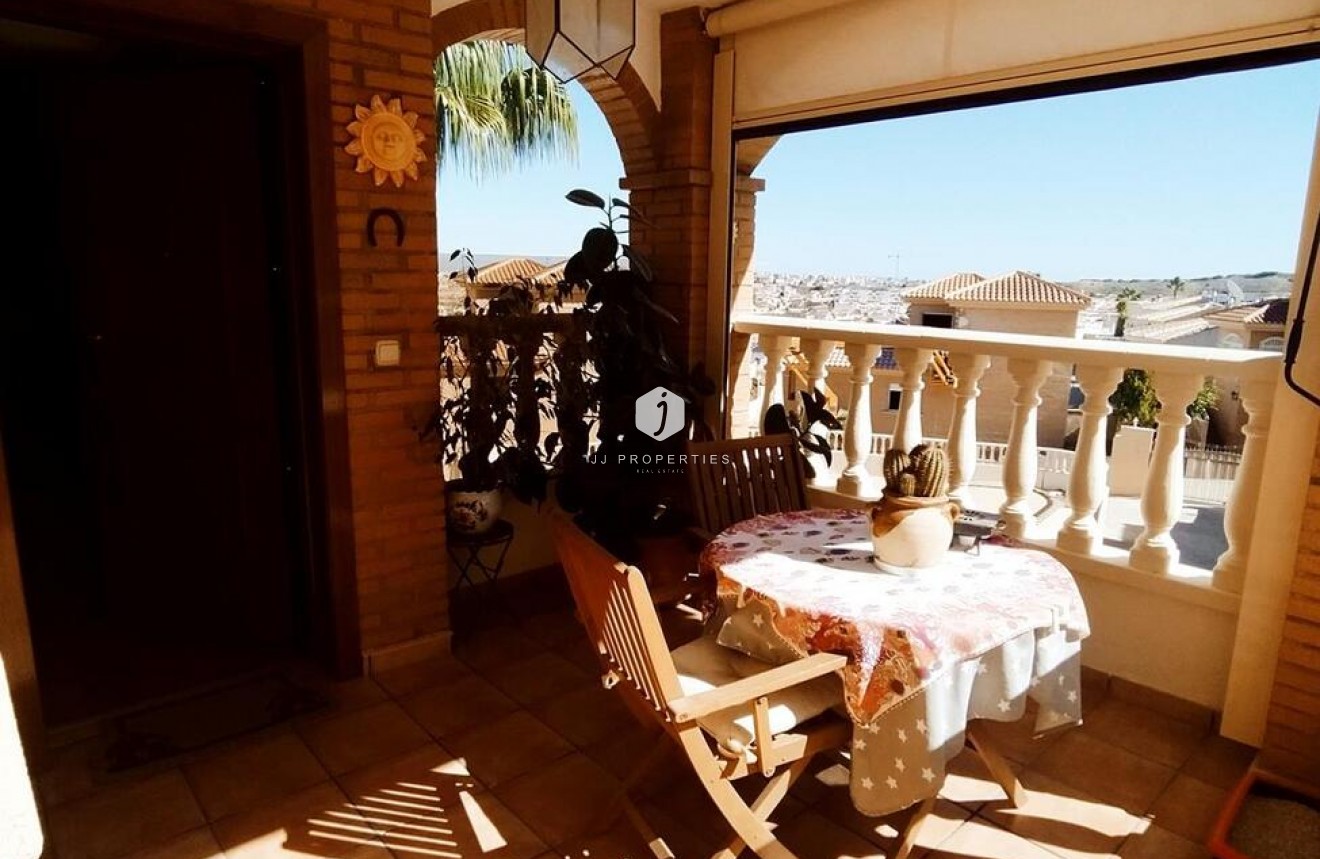 Tweedehands - Villa -
Ciudad Quesada - Costa Blanca