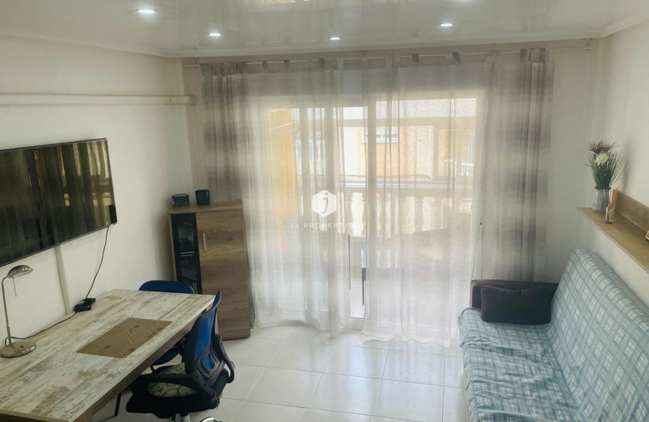 Tweedehands - Appartement / flat -
Torrevieja - HABANERAS - LA LOMA