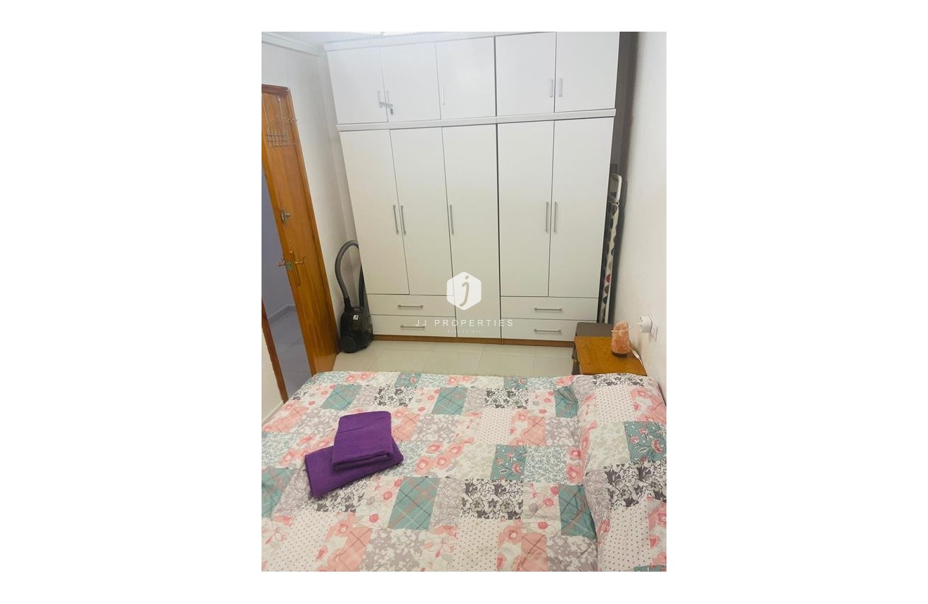 Tweedehands - Appartement / flat -
Torrevieja - HABANERAS - LA LOMA