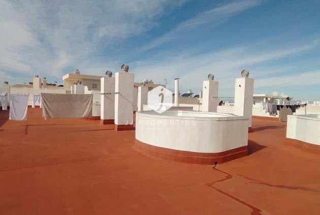 Tweedehands - Appartement / flat -
Torrevieja - CASCO URBANO