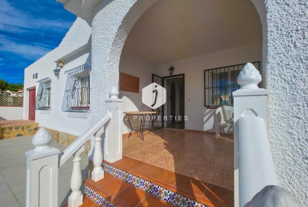 Z drugiej ręki - Villa -
Torrevieja - Costa Blanca