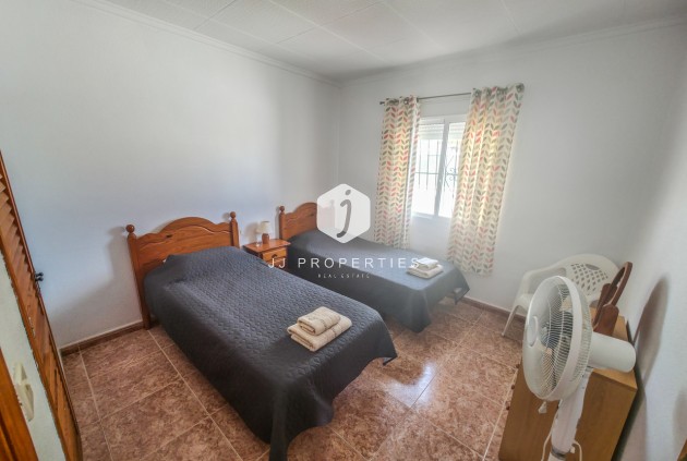 Z drugiej ręki - Villa -
Torrevieja - Costa Blanca