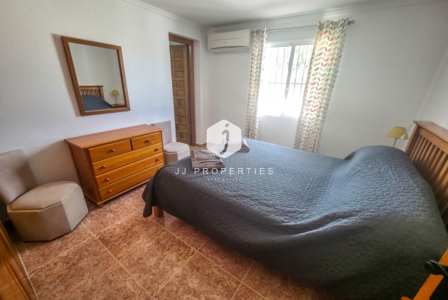 Z drugiej ręki - Villa -
Torrevieja - Costa Blanca