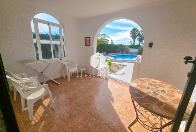 Z drugiej ręki - Villa -
Torrevieja - Costa Blanca
