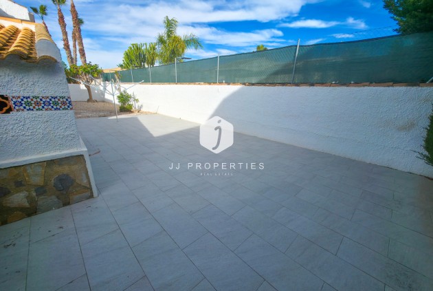 Z drugiej ręki - Villa -
Torrevieja - Costa Blanca