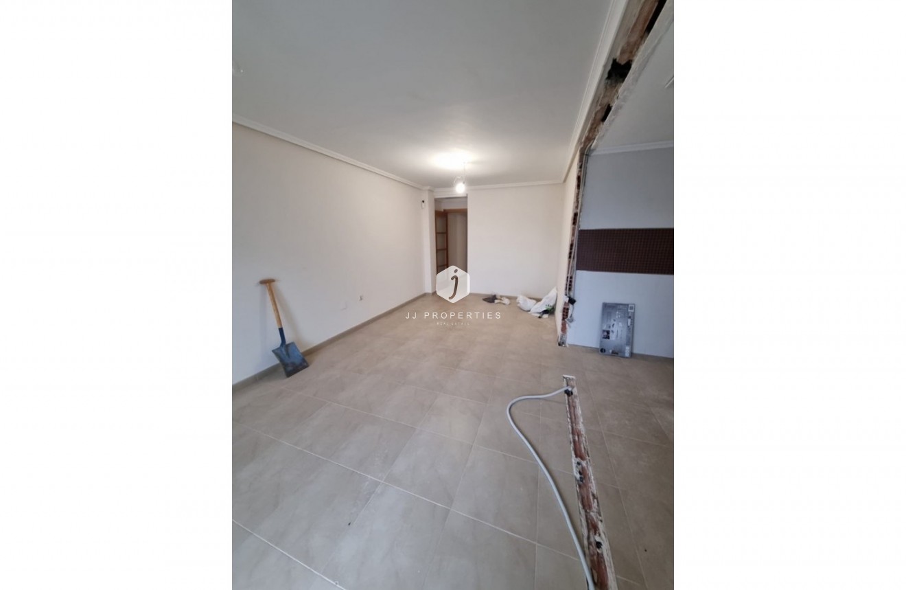 Tweedehands - Appartement / flat -
Torrevieja - Costa Blanca