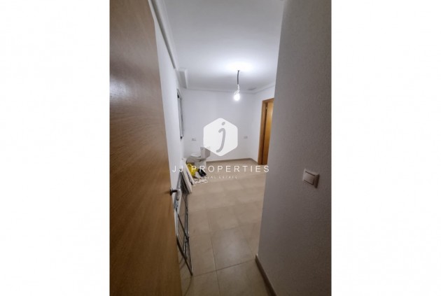 Tweedehands - Appartement / flat -
Torrevieja - Costa Blanca