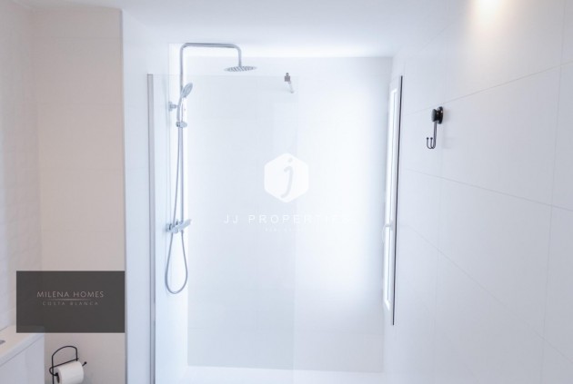 Tweedehands - Appartement / flat -
Torrevieja - Punta prima