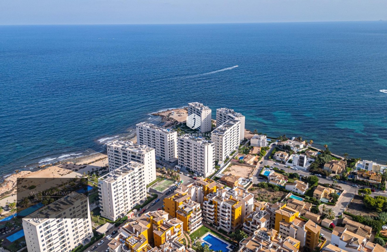 Tweedehands - Appartement / flat -
Torrevieja - Punta prima