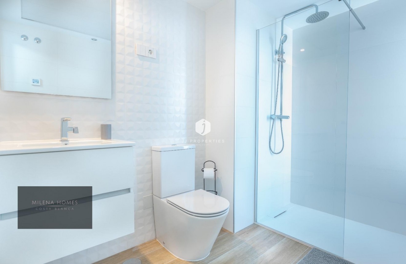 Tweedehands - Appartement / flat -
Torrevieja - Punta prima